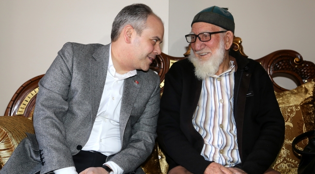 "Ciritçi Dede"ye Bakan Kılıç morali